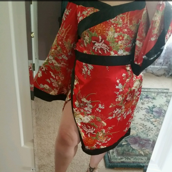 PrettyLittleThing Dresses & Skirts - BNWT Pretty Little Things Kimono Dress, size 3X